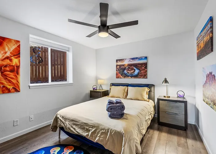 Decorated For The Holidays! 2bdr In Downtown Flagstaff