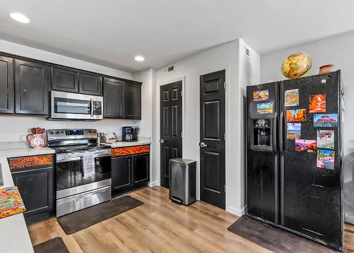 Decorated For The Holidays! 2bdr In Downtown Holiday home